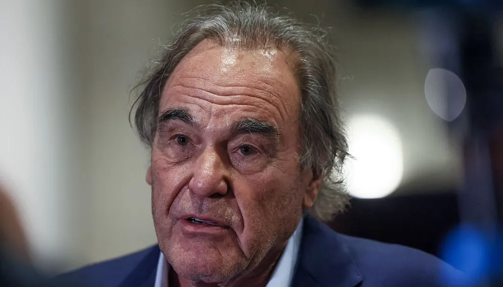 Oliver Stone'dan ABD'ye "Savaş Açlığı" Tepkisi